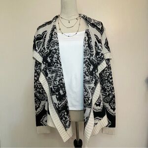 Charlotte Russe Black & White Knit Cardigan Sweater